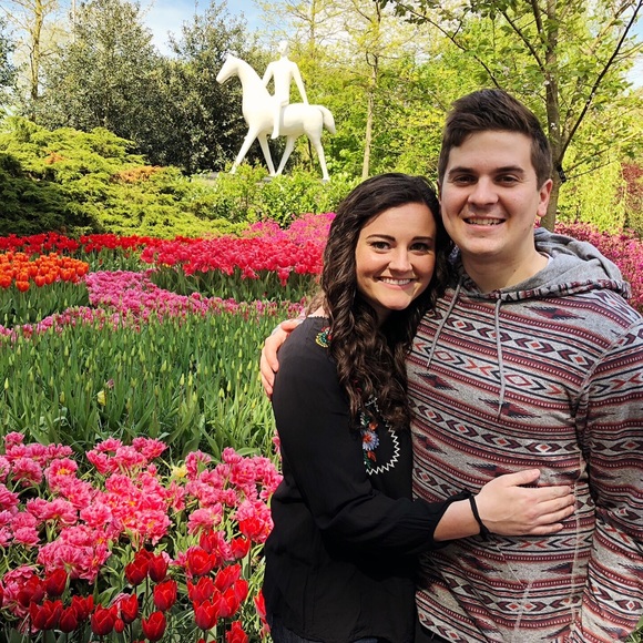 Meet your Posher, Ashley - Picture 2 of 2